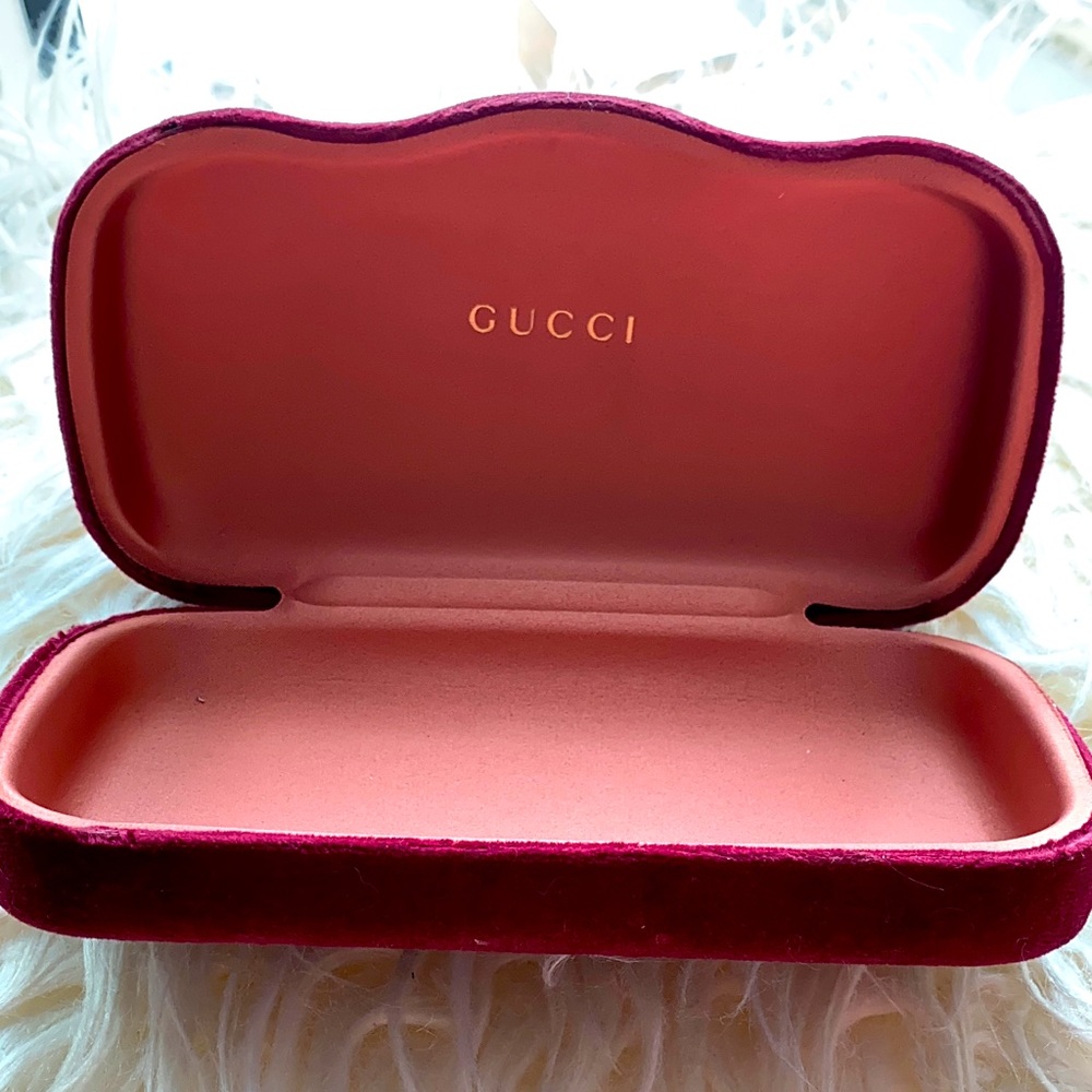 Authentic Gucci sunglasses - Picture 6 of 9